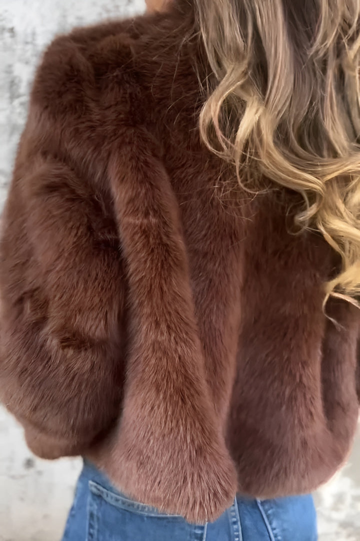 Daisy™ | Chic Faux Fur Turtleneck Jacket with Zipper