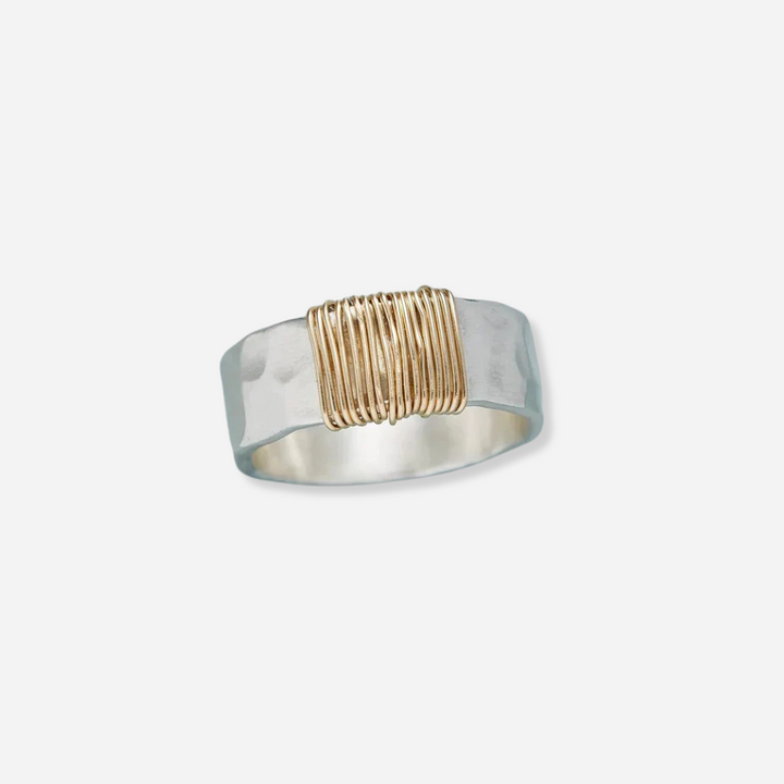 Lunari™ | Elegant Silver Ring with Gold Wire