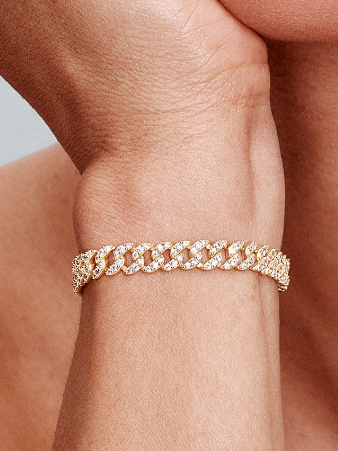Cubo™ | 18K Gold Moissanite Cuban Bracelet