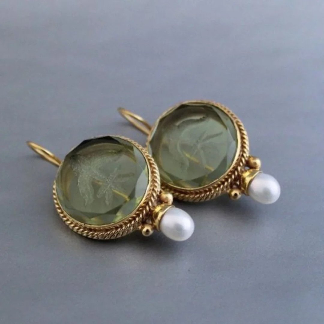 Ava™ | Vintage Earrings with Green Stone and Pearl