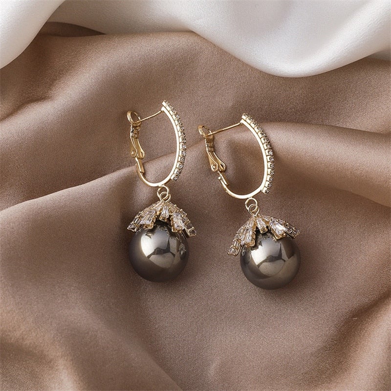 Malia™ | Pearl Drop Earrings