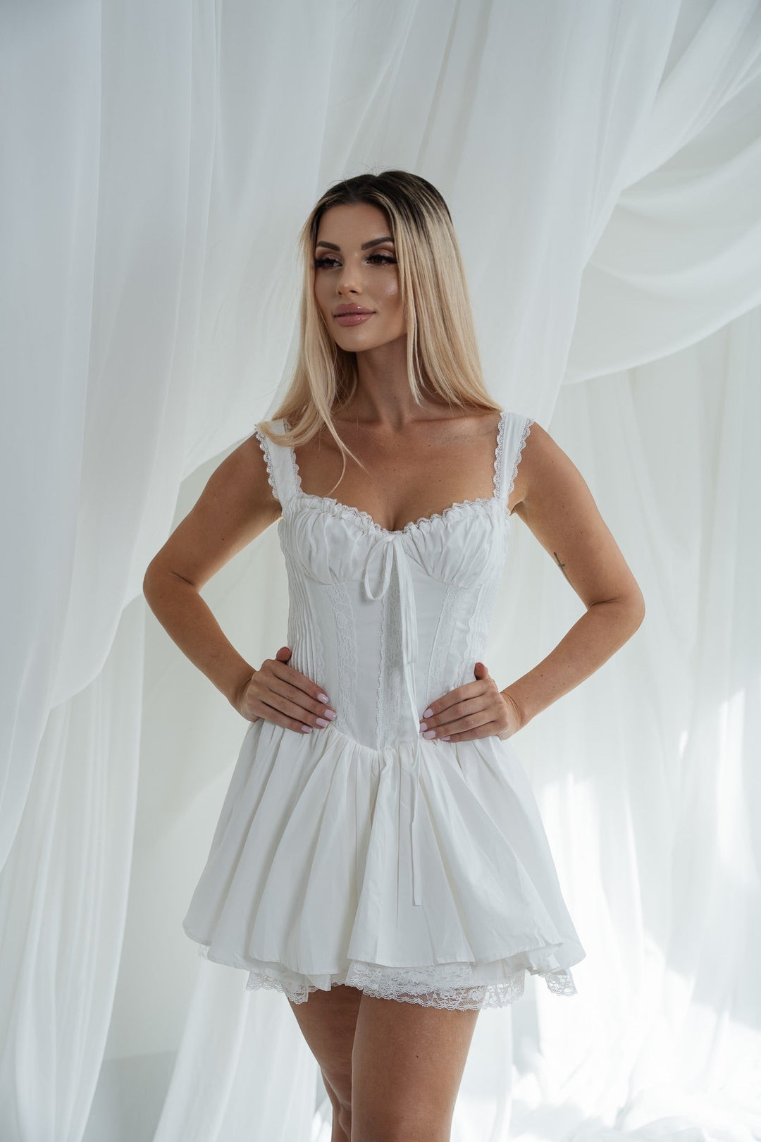 Ivy™ | Elegant Corset Lace Dress