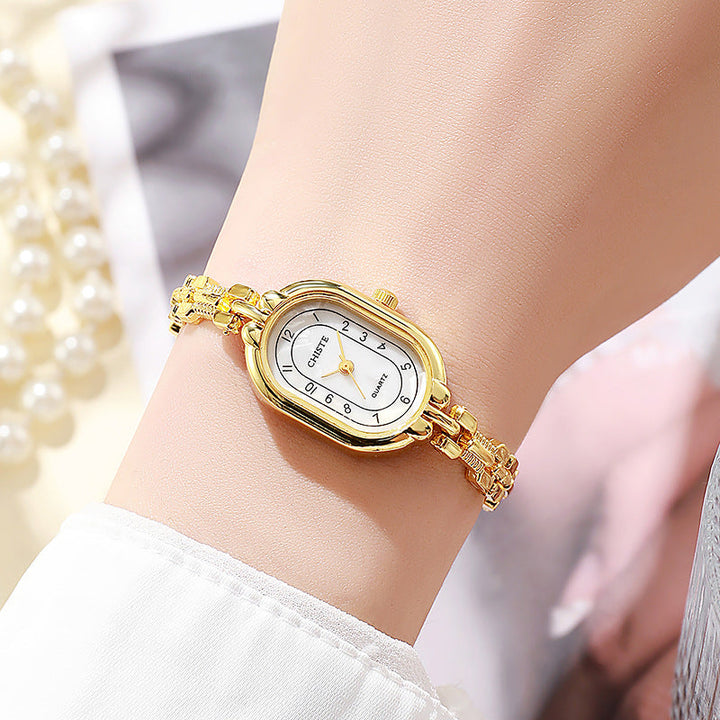 Alira™ | 18K Gold Moment Watch