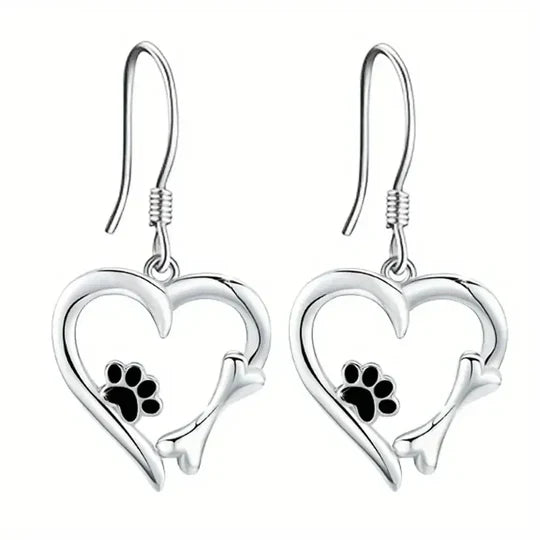 Yaritza™ – Silver Paw & Heart Dangle Earrings