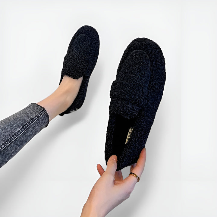 Erin™ | Warm Slippers with Elegant Design