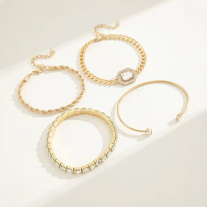 Domitia™ | 18K Gold Calvina Bracelet Set